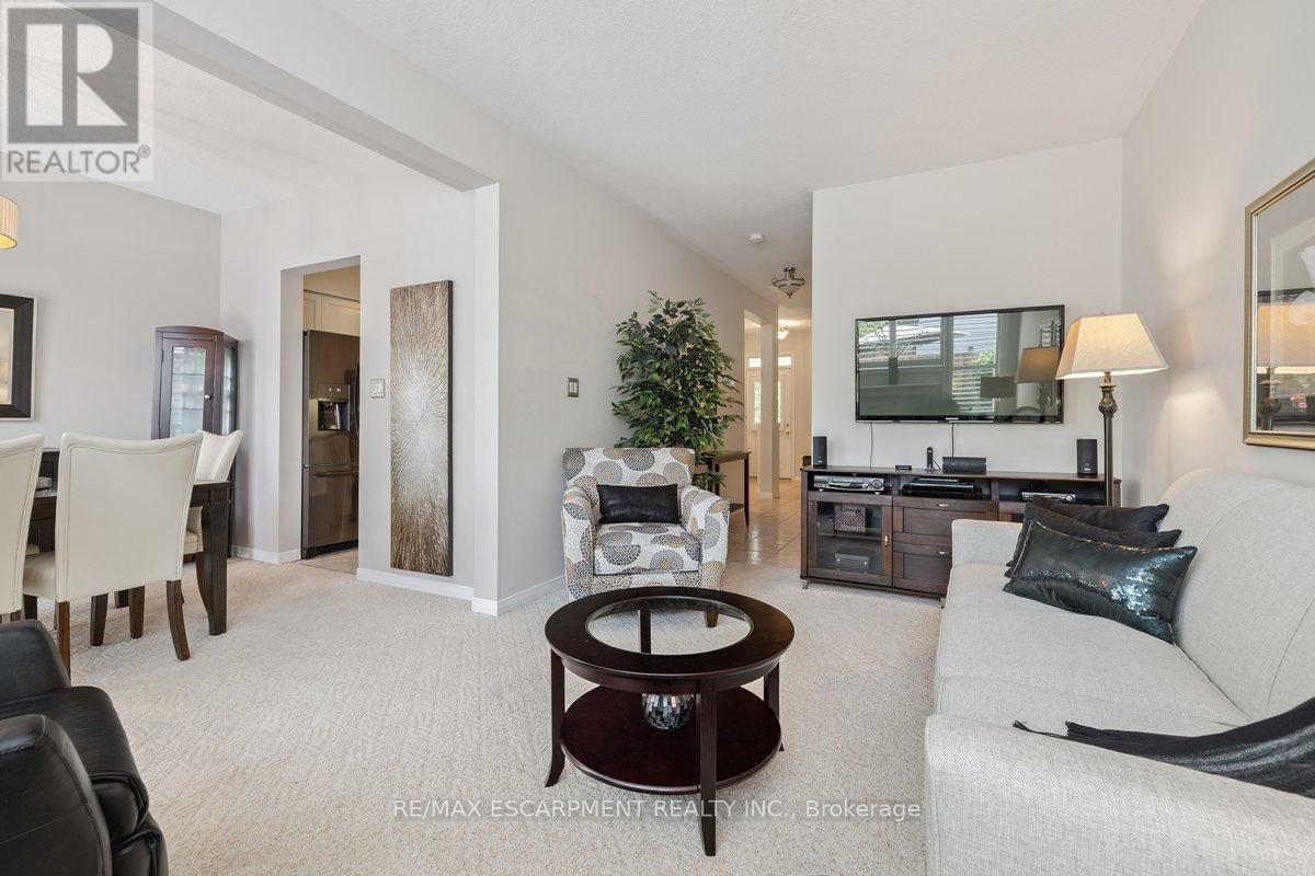 Photo 16 of 1199 Stephenson Drive, Burlington ON