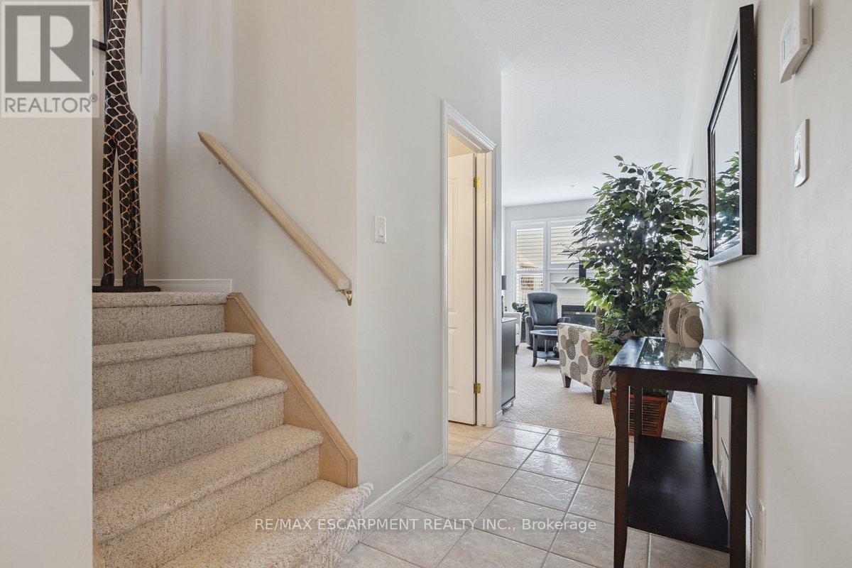 Photo 20 of 1199 Stephenson Drive, Burlington ON