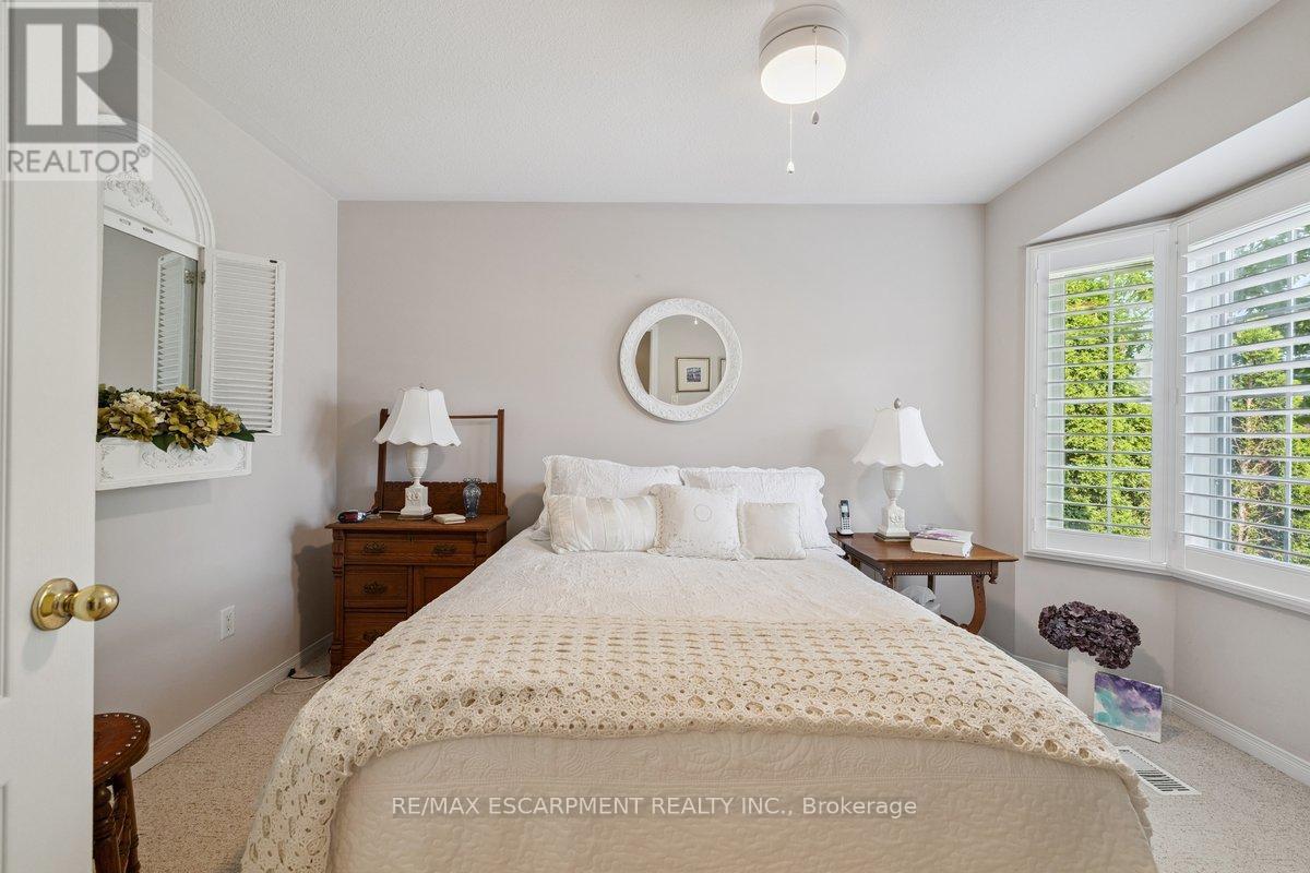 Photo 29 of 1199 Stephenson Drive, Burlington ON