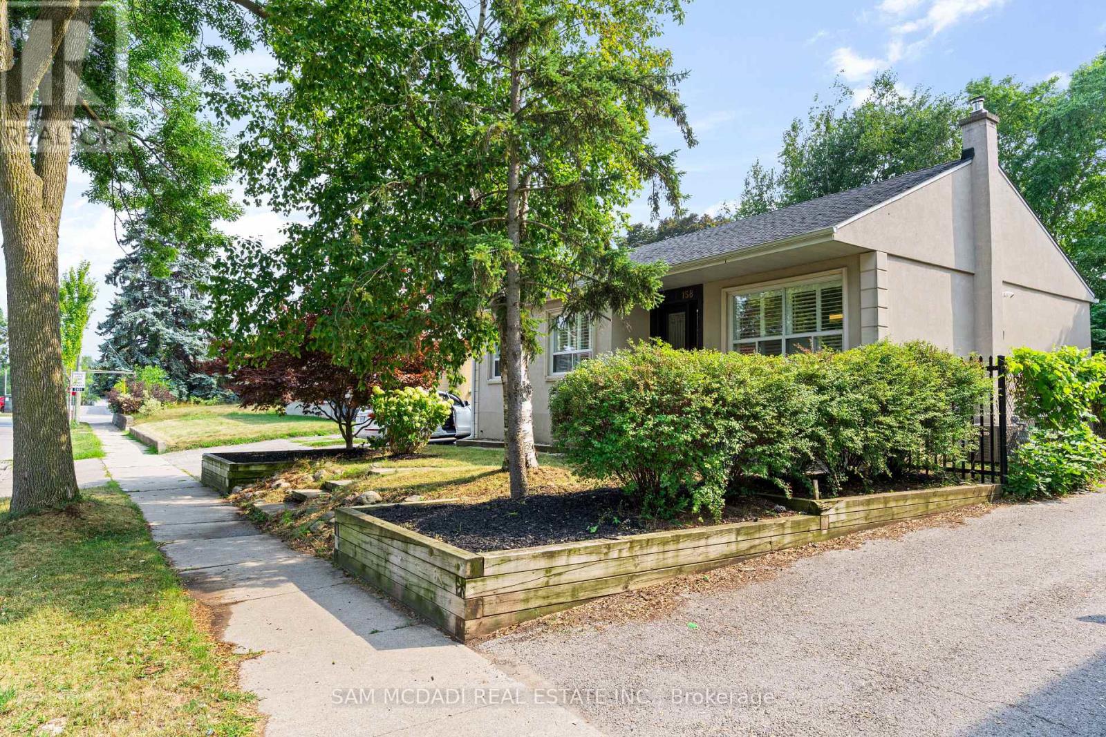 Photo 1 of 158 Felan Avenue, Oakville ON