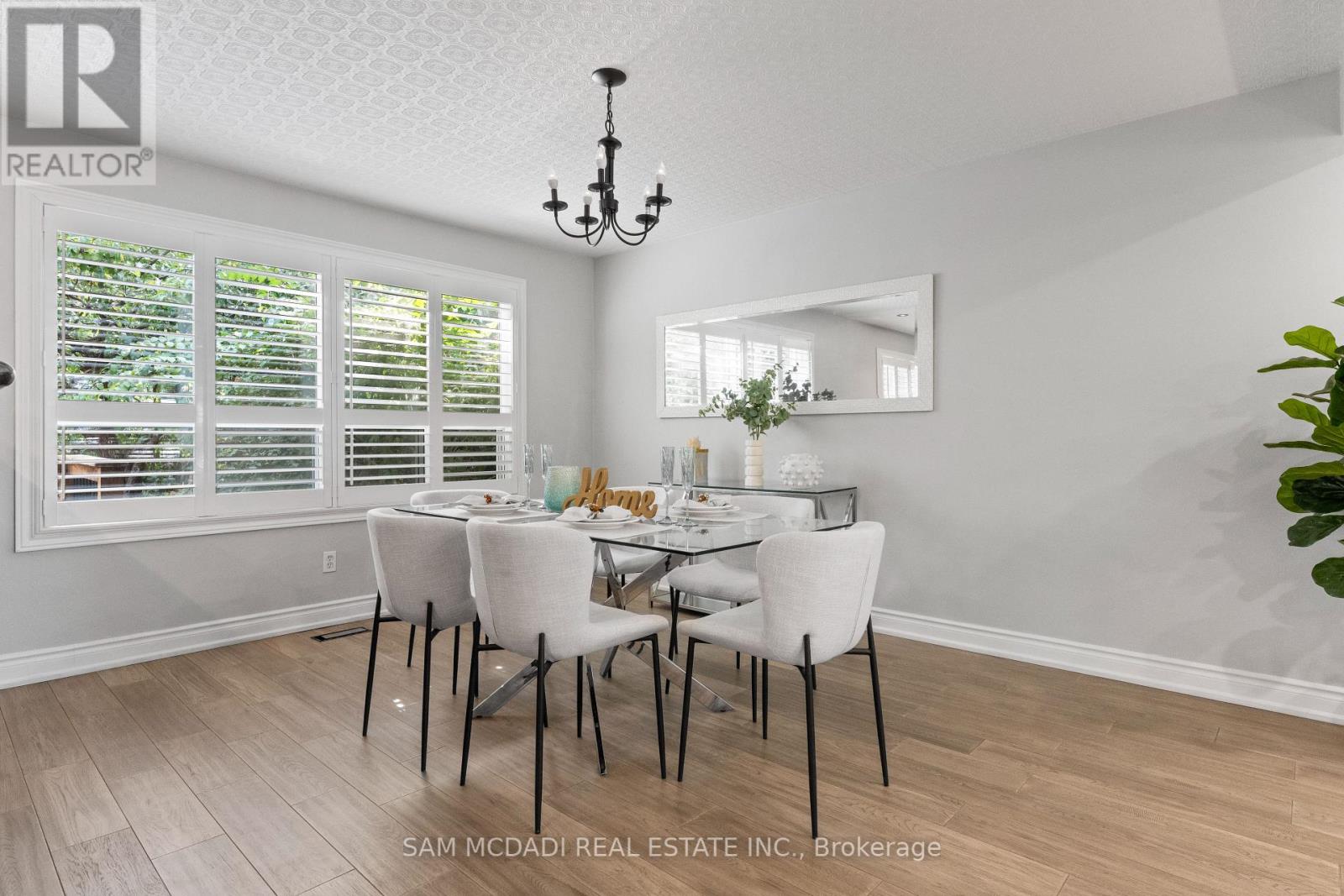 Photo 11 of 158 Felan Avenue, Oakville ON