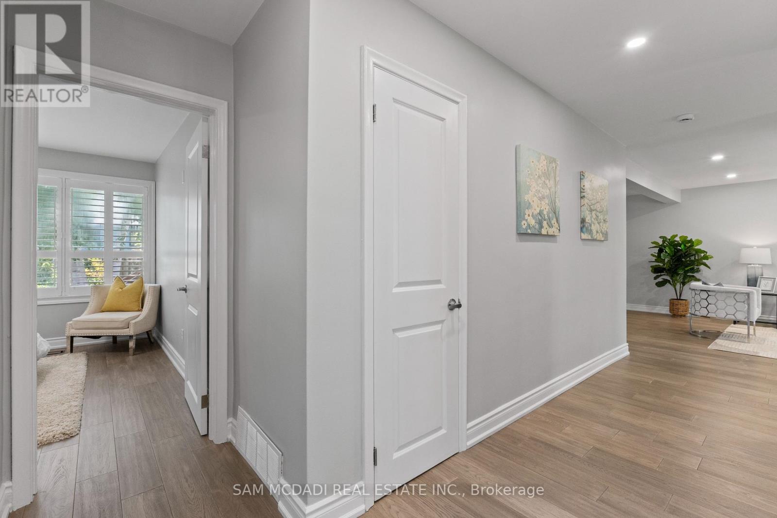 Photo 17 of 158 Felan Avenue, Oakville ON