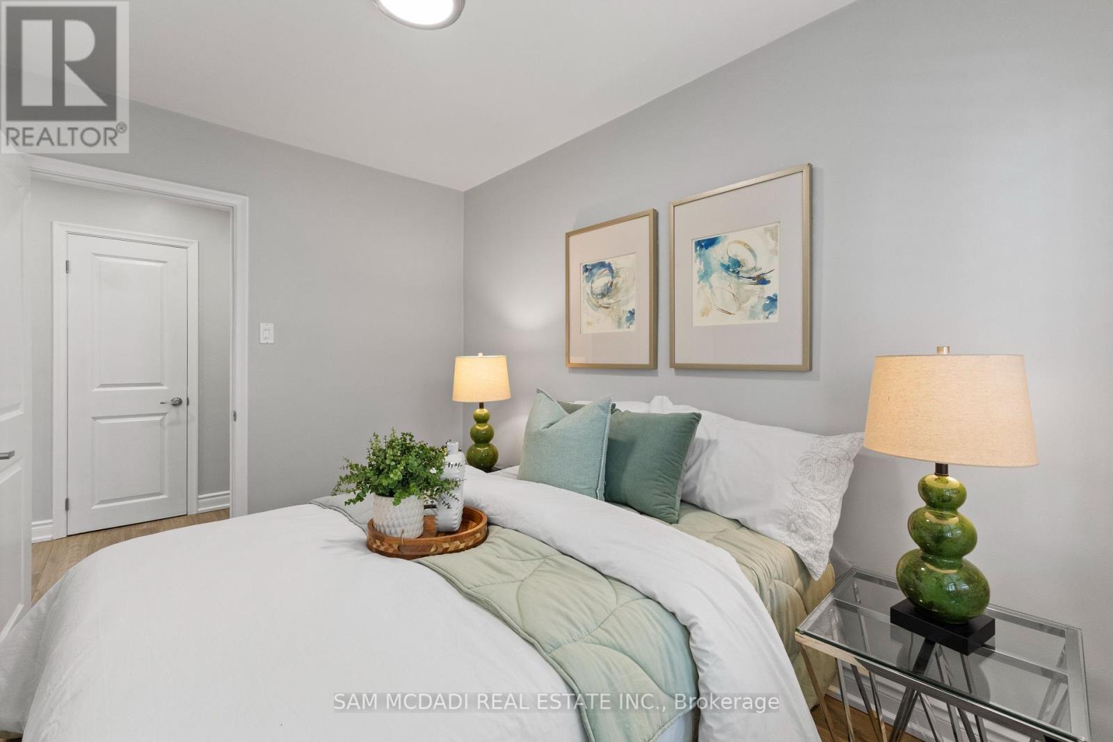 Photo 19 of 158 Felan Avenue, Oakville ON