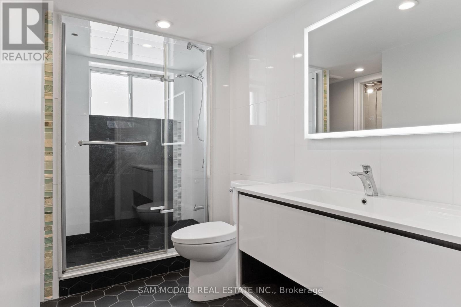 Photo 25 of 158 Felan Avenue, Oakville ON