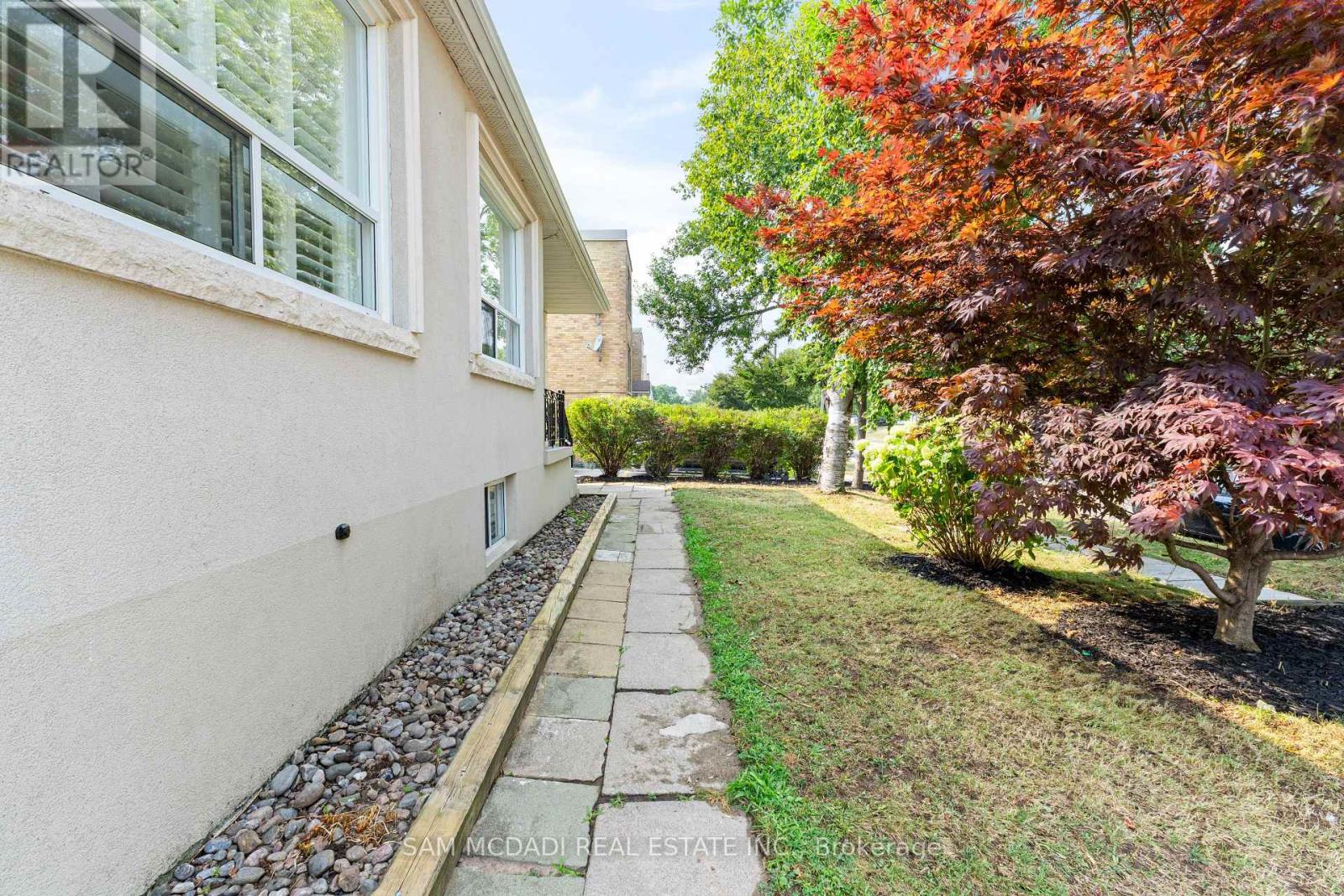 Photo 27 of 158 Felan Avenue, Oakville ON