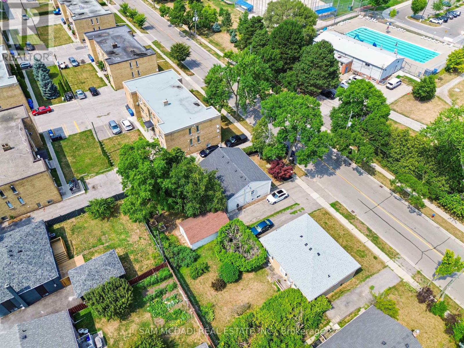 Photo 34 of 158 Felan Avenue, Oakville ON