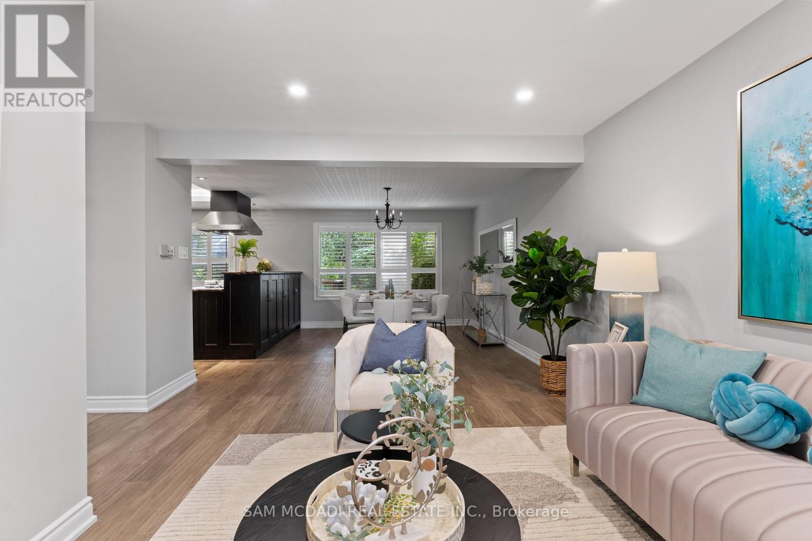 Photo 4 of 158 Felan Avenue, Oakville ON