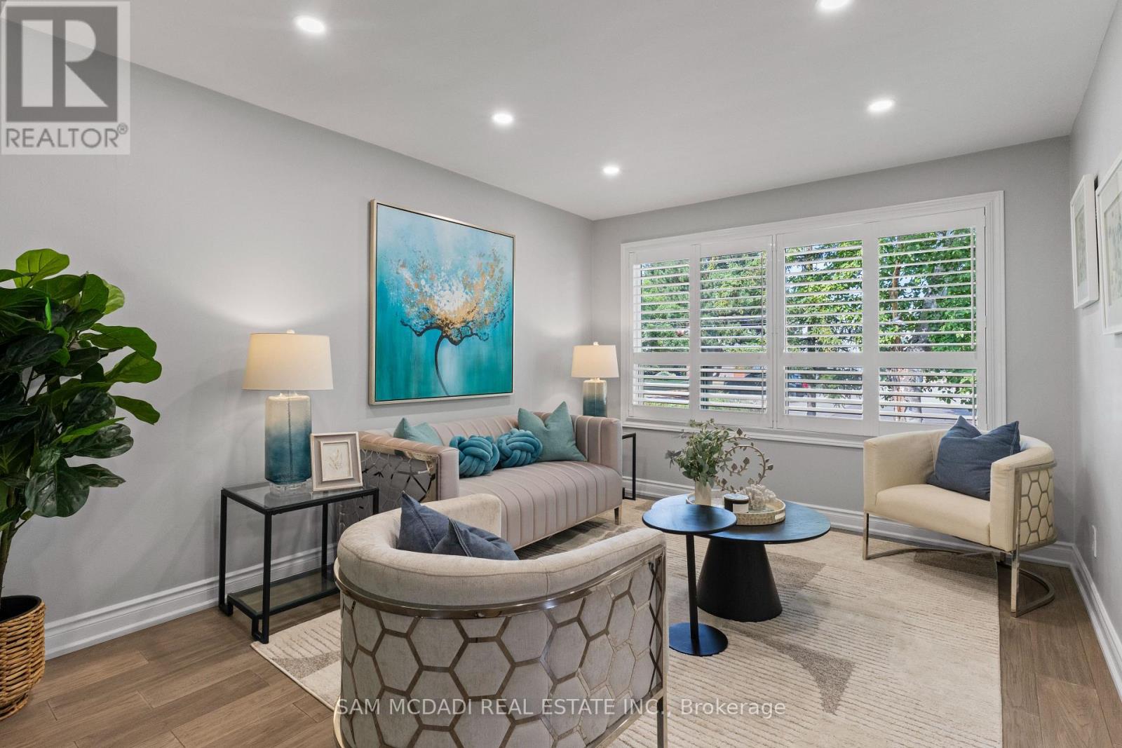 Photo 5 of 158 Felan Avenue, Oakville ON