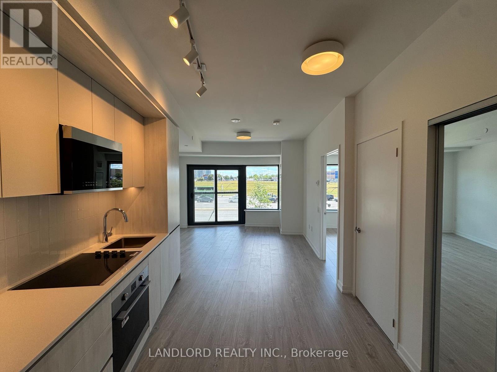 Photo 2 of 321 2485 Eglinton Avenue W, Mississauga ON