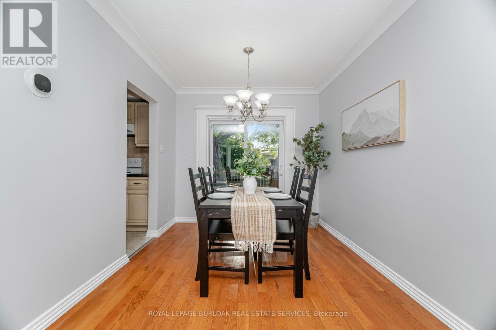 Photo 12 of 2295 Barclay Road, Burlington ON