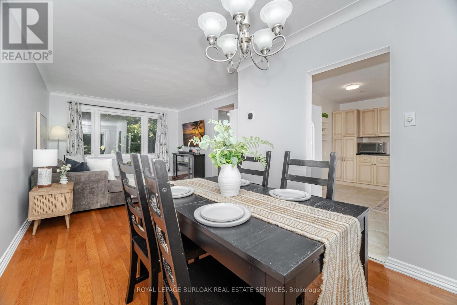 Photo 13 of 2295 Barclay Road, Burlington ON