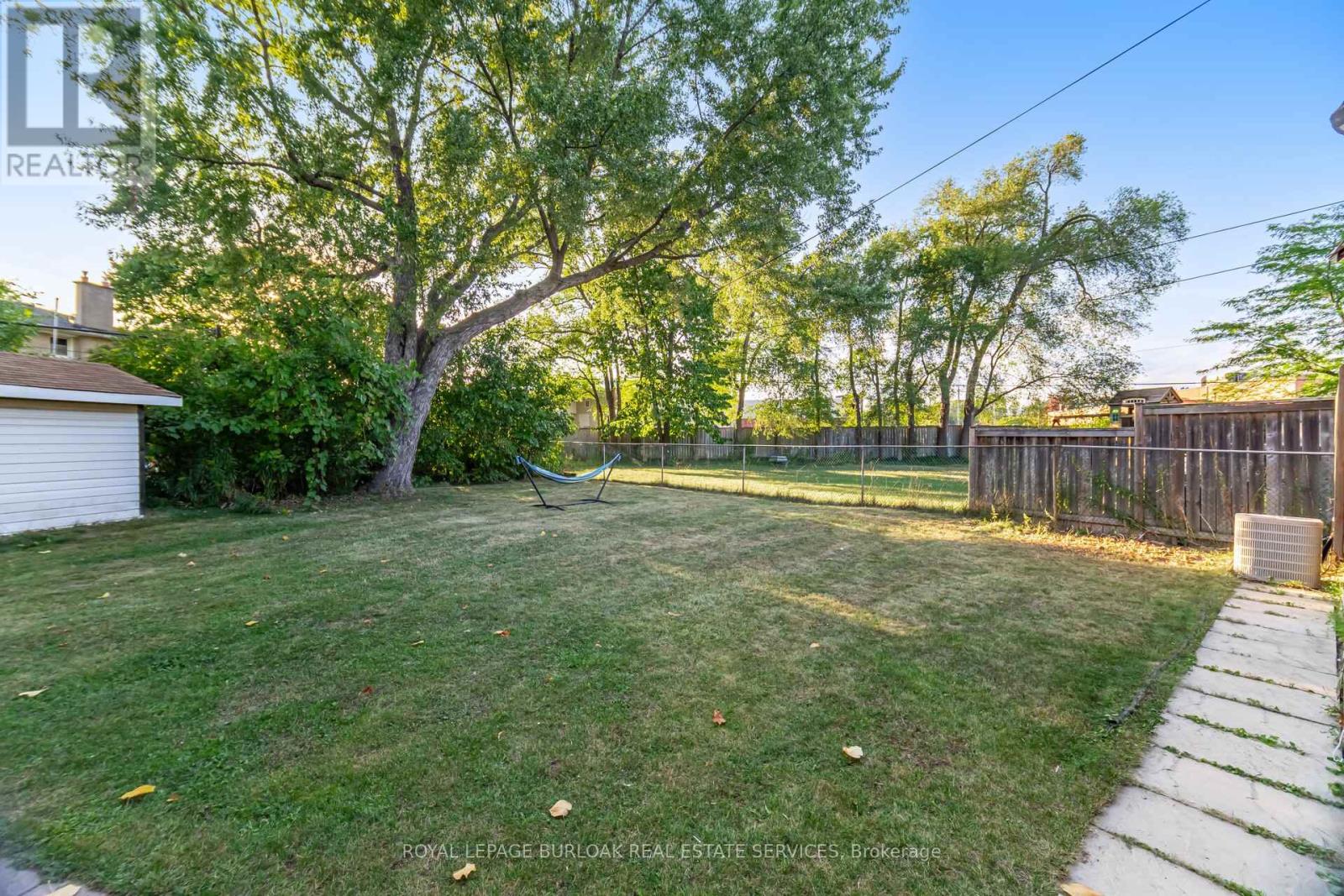 Photo 46 of 2295 Barclay Road, Burlington ON