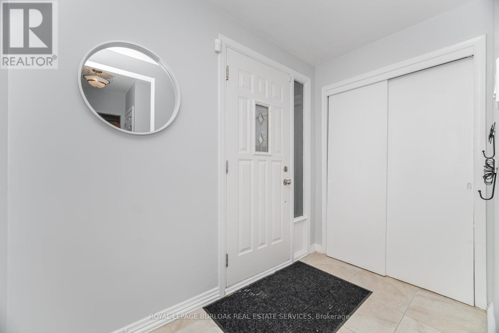 Photo 6 of 2295 Barclay Road, Burlington ON