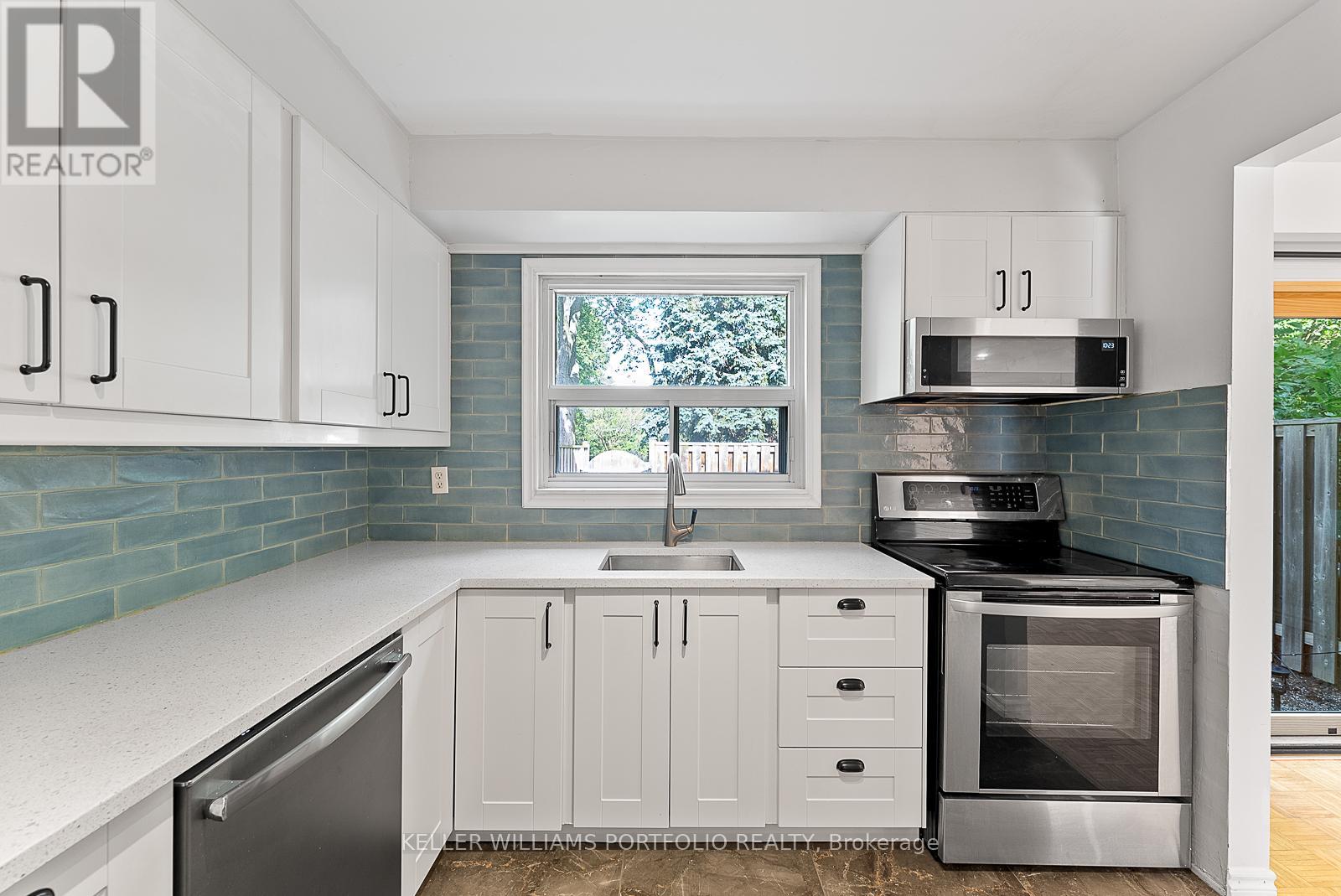Photo 16 of 65 1055 Shawnmarr Road, Mississauga ON