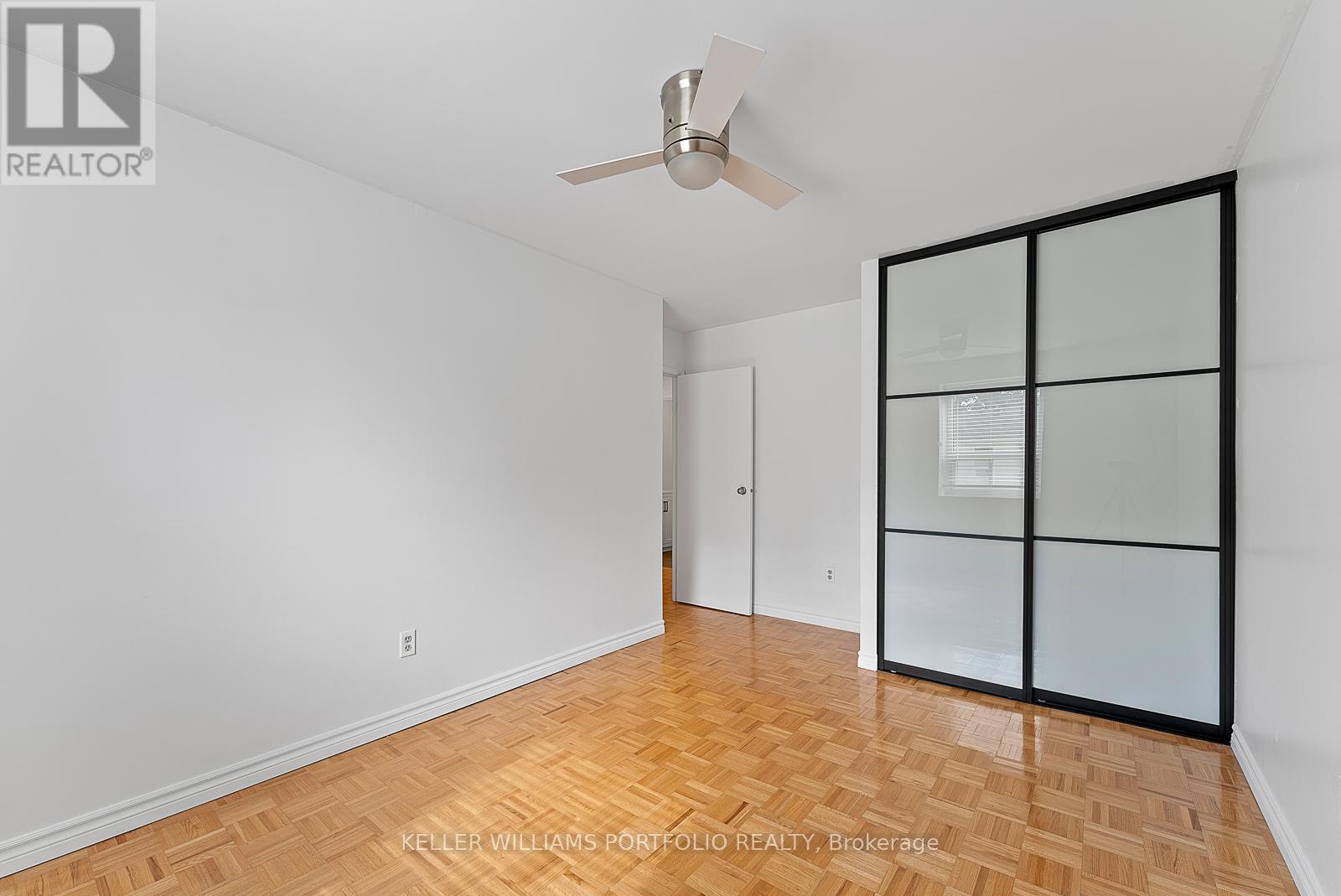 Photo 25 of 65 1055 Shawnmarr Road, Mississauga ON