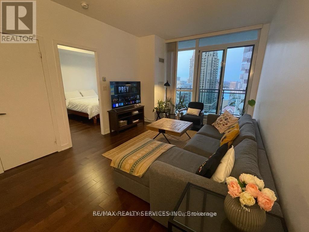 Photo 10 of 1710 4070 Confederation Parkway, Mississauga ON