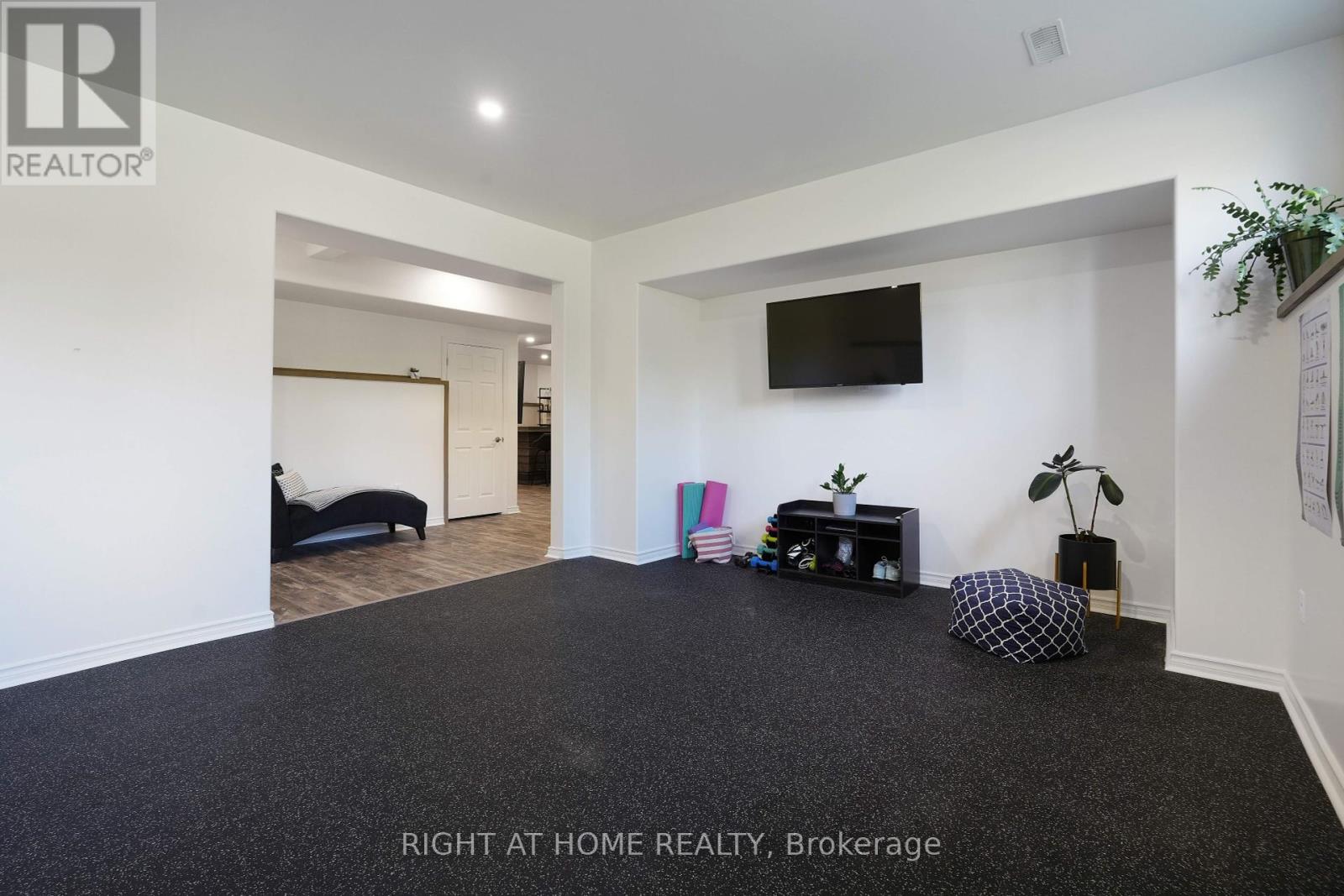 Photo 31 of 8833 Copeland Road, Ottawa ON