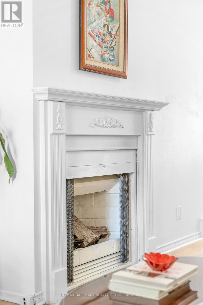 Photo 11 of 41 Sovereign Avenue, Ottawa ON