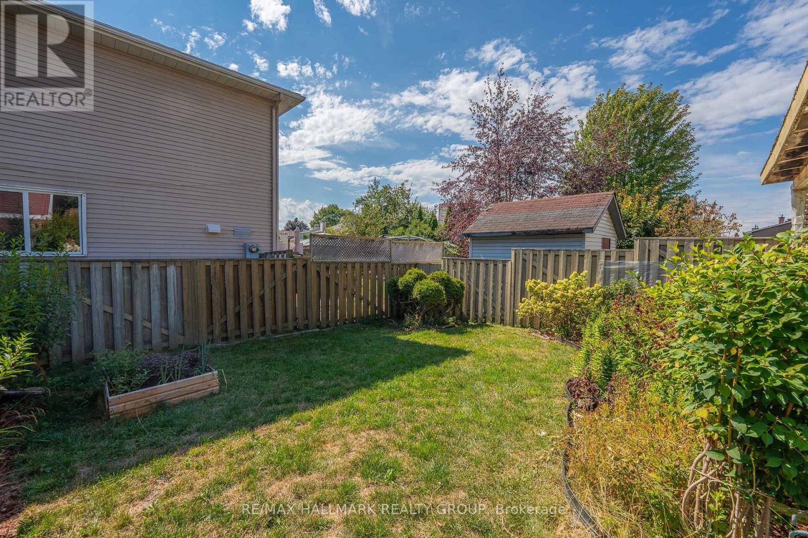 Photo 47 of 41 Sovereign Avenue, Ottawa ON