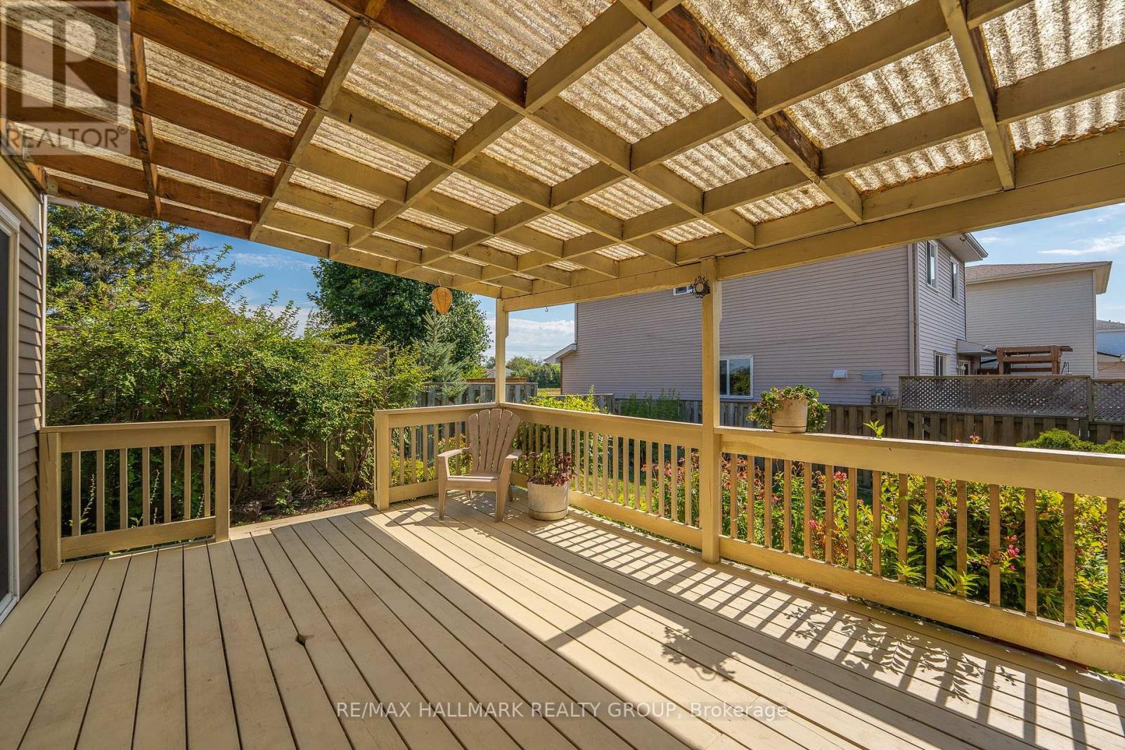 Photo 41 of 41 Sovereign Avenue, Ottawa ON