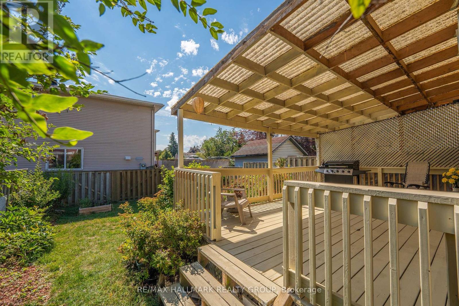 Photo 46 of 41 Sovereign Avenue, Ottawa ON