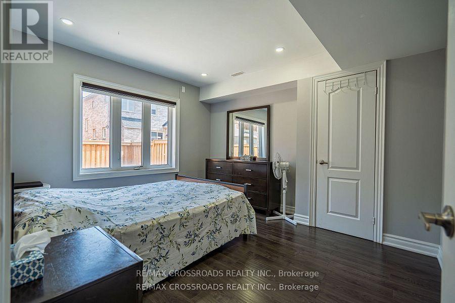 Photo 41 of 119 Russell Creek Drive, Brampton ON