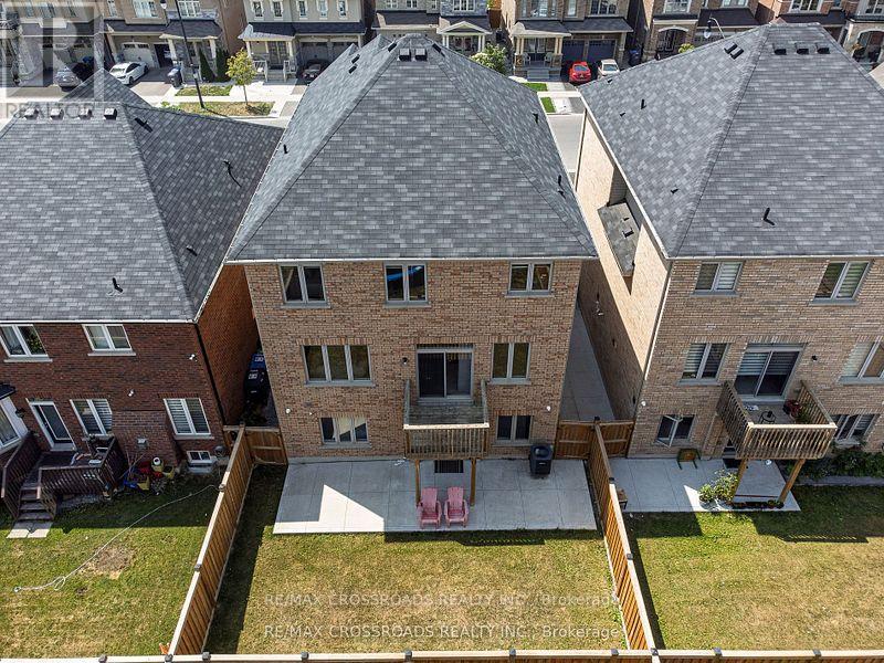 Photo 46 of 119 Russell Creek Drive, Brampton ON