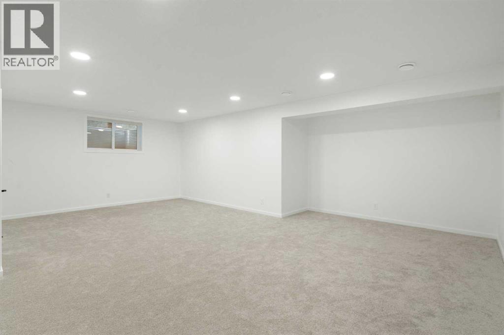 Photo 32 of 296 Spring Creek Circle Sw, Calgary AB