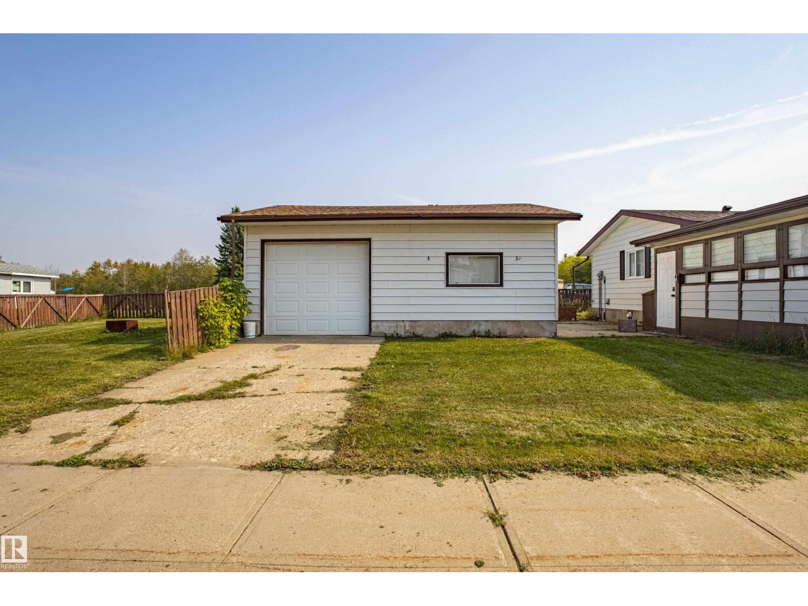 Photo 27 of 5453 Eastview Cr, Redwater AB