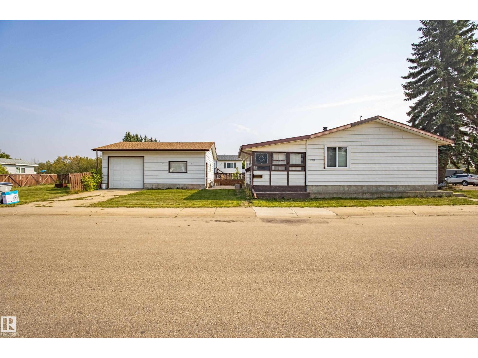Photo 28 of 5453 Eastview Cr, Redwater AB