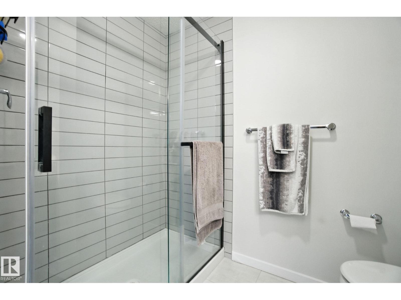 Photo 19 of 5234 23 Av Sw Sw, Edmonton AB