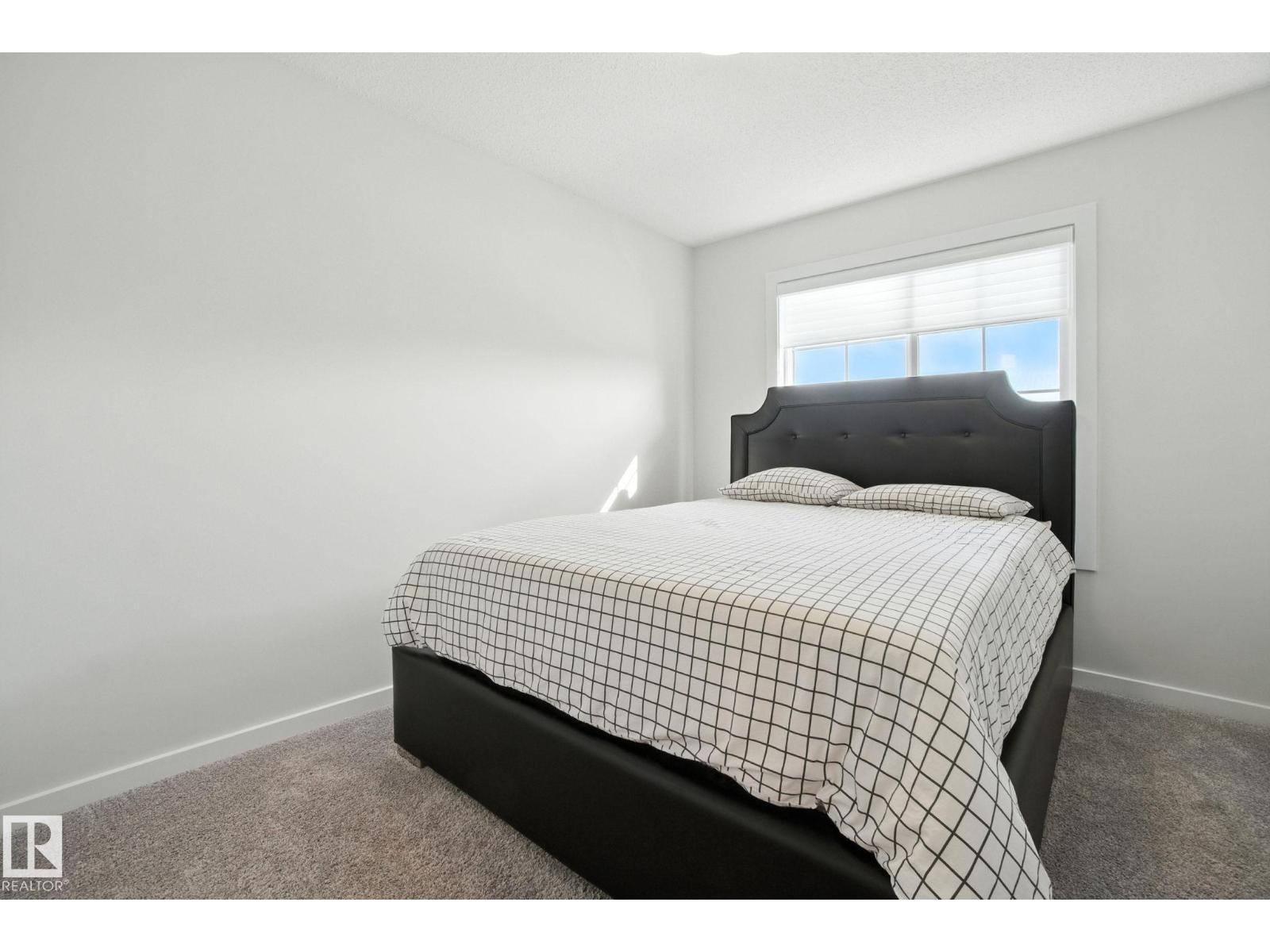 Photo 25 of 5234 23 Av Sw Sw, Edmonton AB