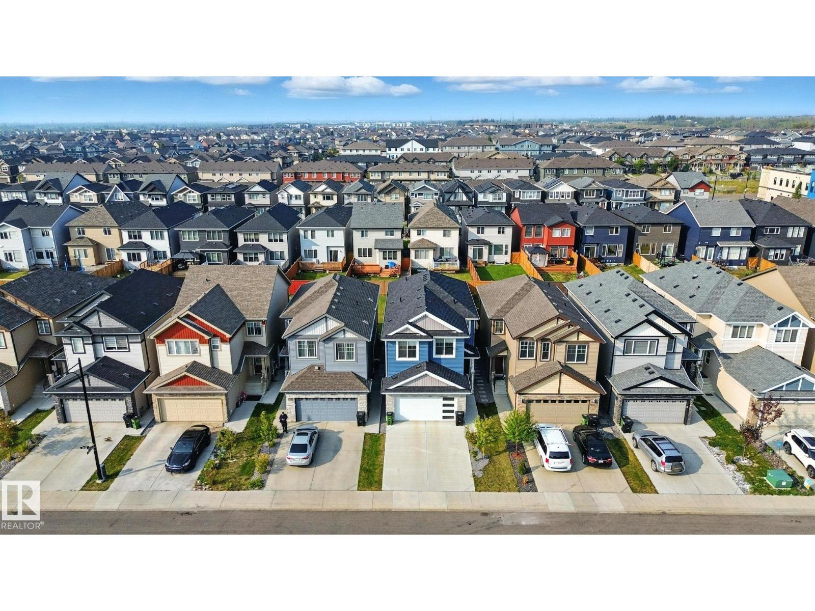 Photo 33 of 5234 23 Av Sw Sw, Edmonton AB