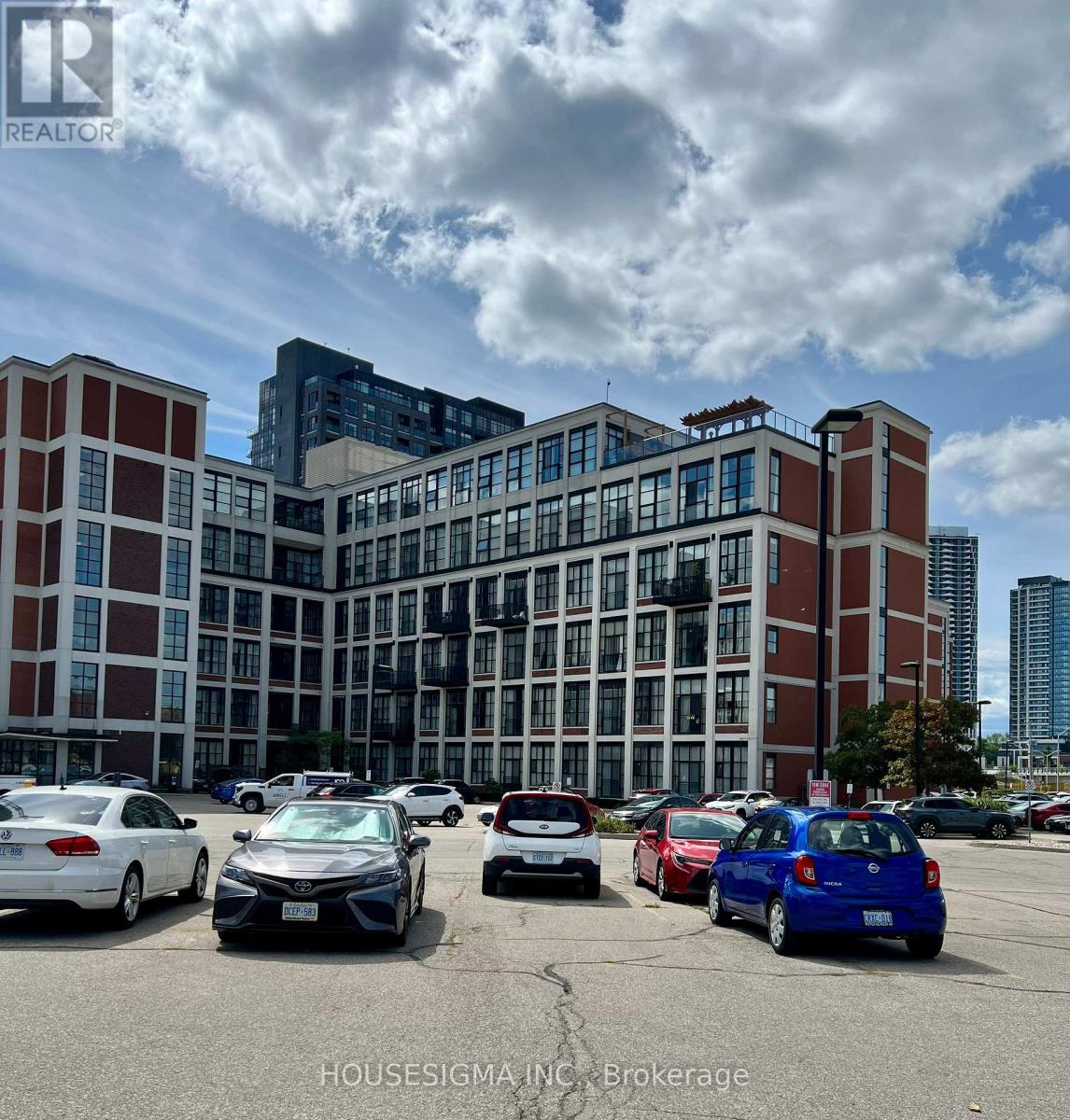 Photo 1 of 109 404 King Street West Street W, Kitchener ON