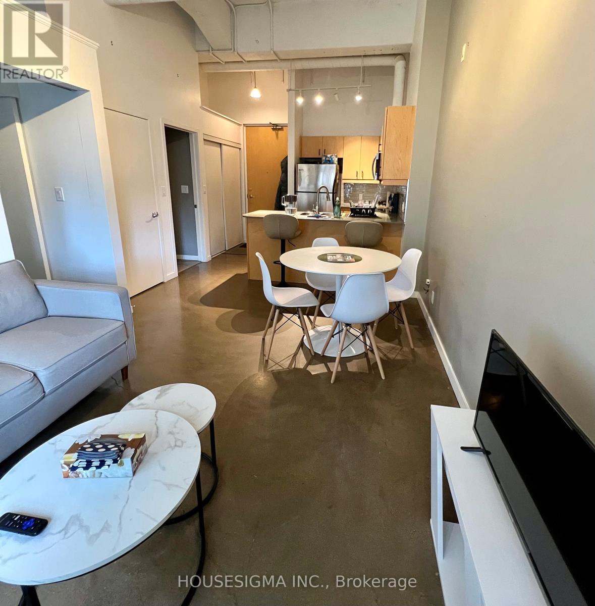 Photo 13 of 109 404 King Street West Street W, Kitchener ON