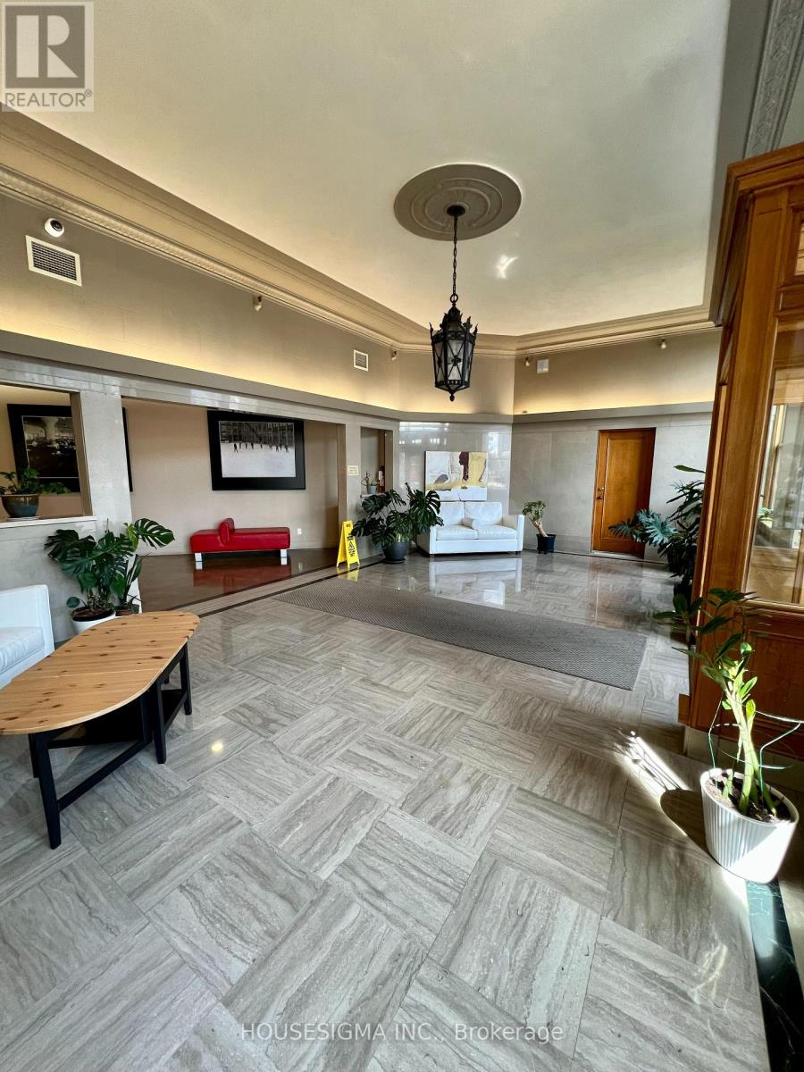 Photo 19 of 109 404 King Street West Street W, Kitchener ON