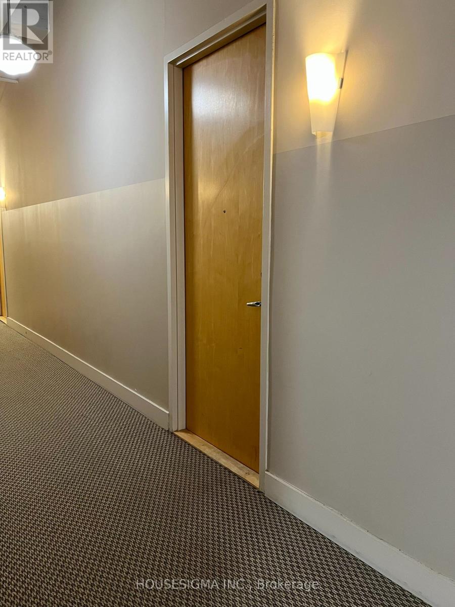 Photo 4 of 109 404 King Street W, Kitchener ON