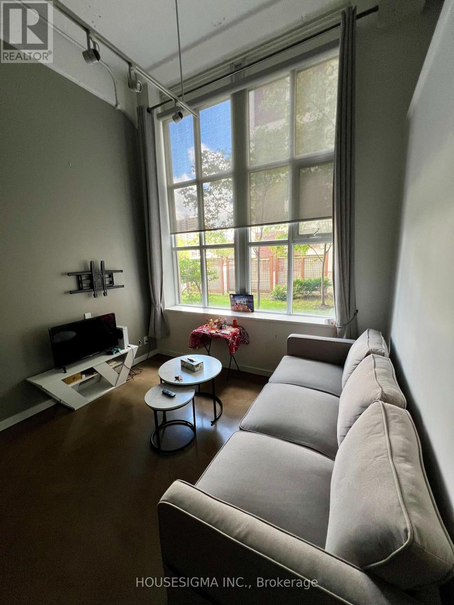 Photo 6 of 109 404 King Street West Street W, Kitchener ON