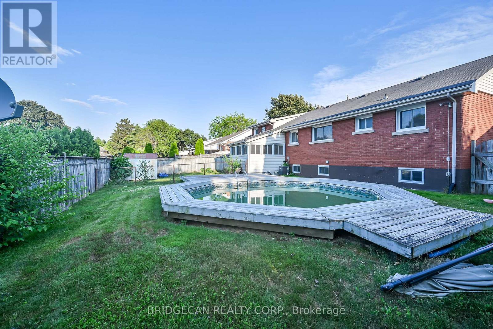 Photo 47 of 17 Brierwood Avenue, Grimsby ON