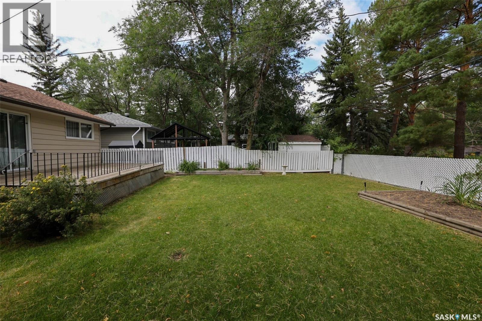 Photo 43 of 212 Shannon Road, Regina SK