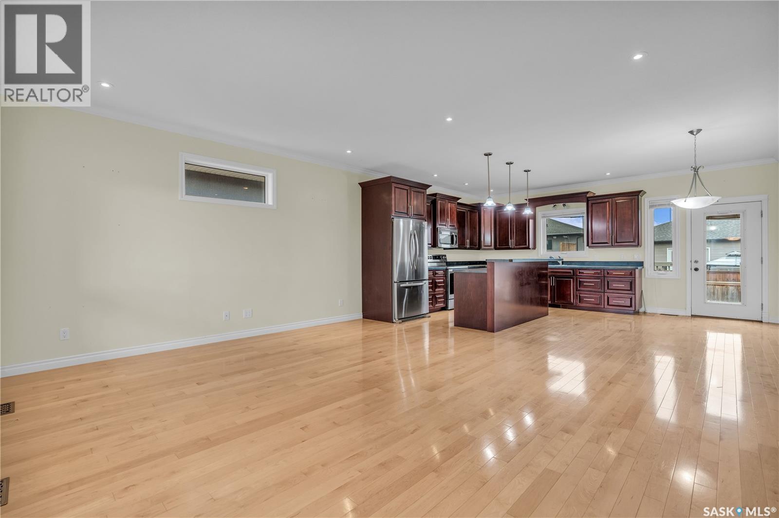 Photo 3 of 26 Berkshire Court, Moose Jaw SK