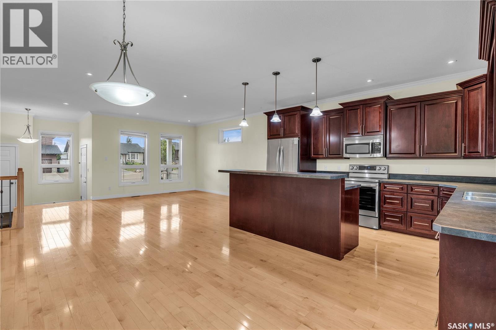 Photo 9 of 26 Berkshire Court, Moose Jaw SK