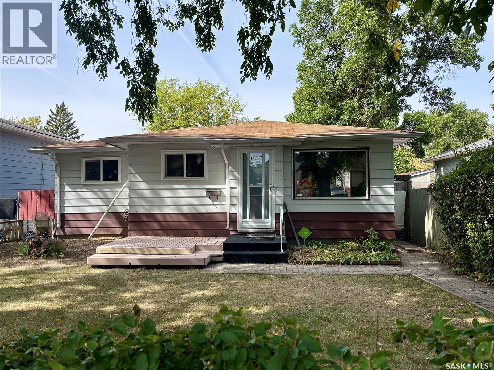Photo 1 of 1020 Elphinstone Street, Regina SK