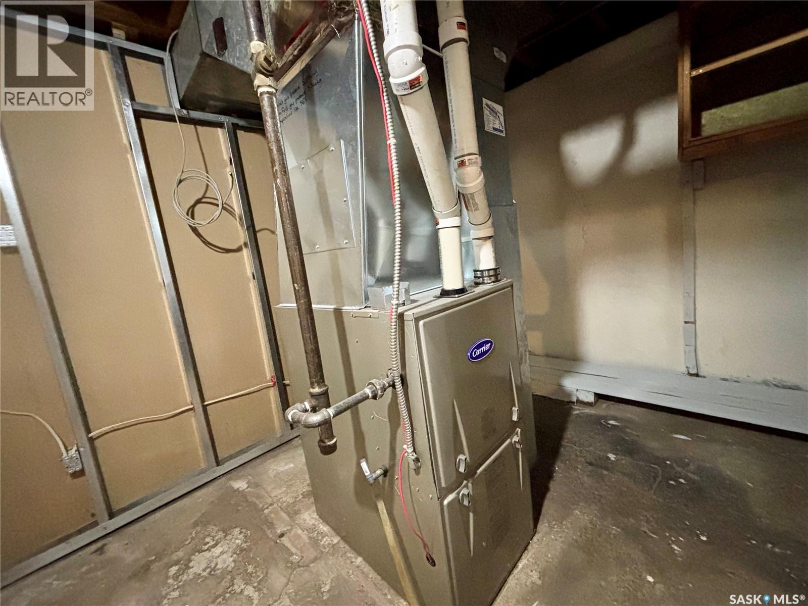 Photo 21 of 1020 Elphinstone Street, Regina SK