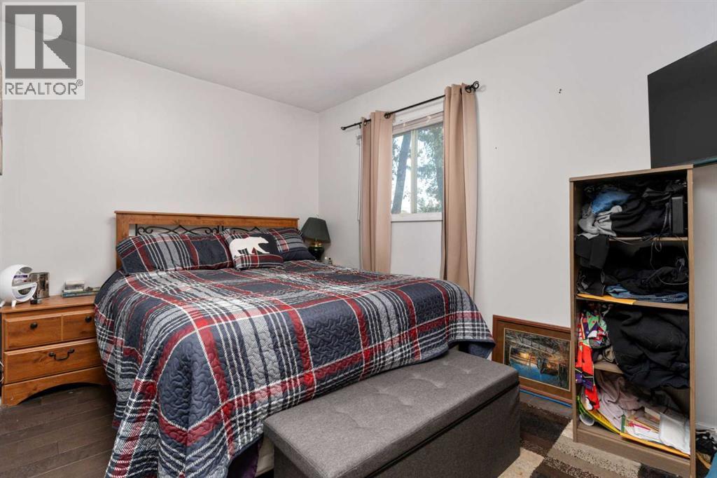 Photo 12 of 5013 45 Street, Camrose AB