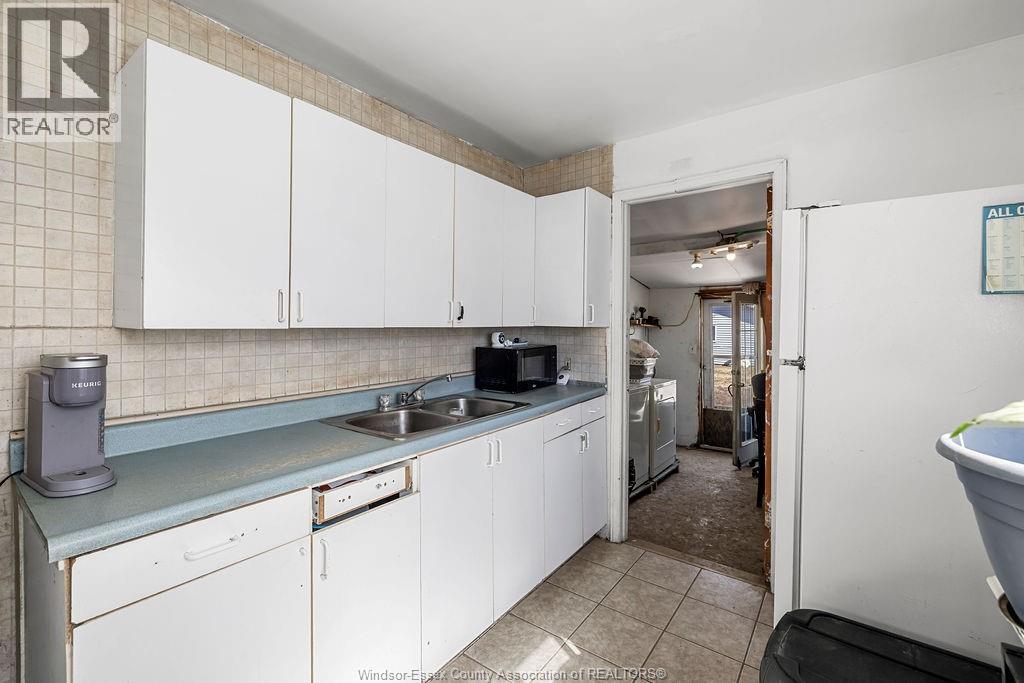 Photo 7 of 1764 Benjamin Avenue, Windsor ON