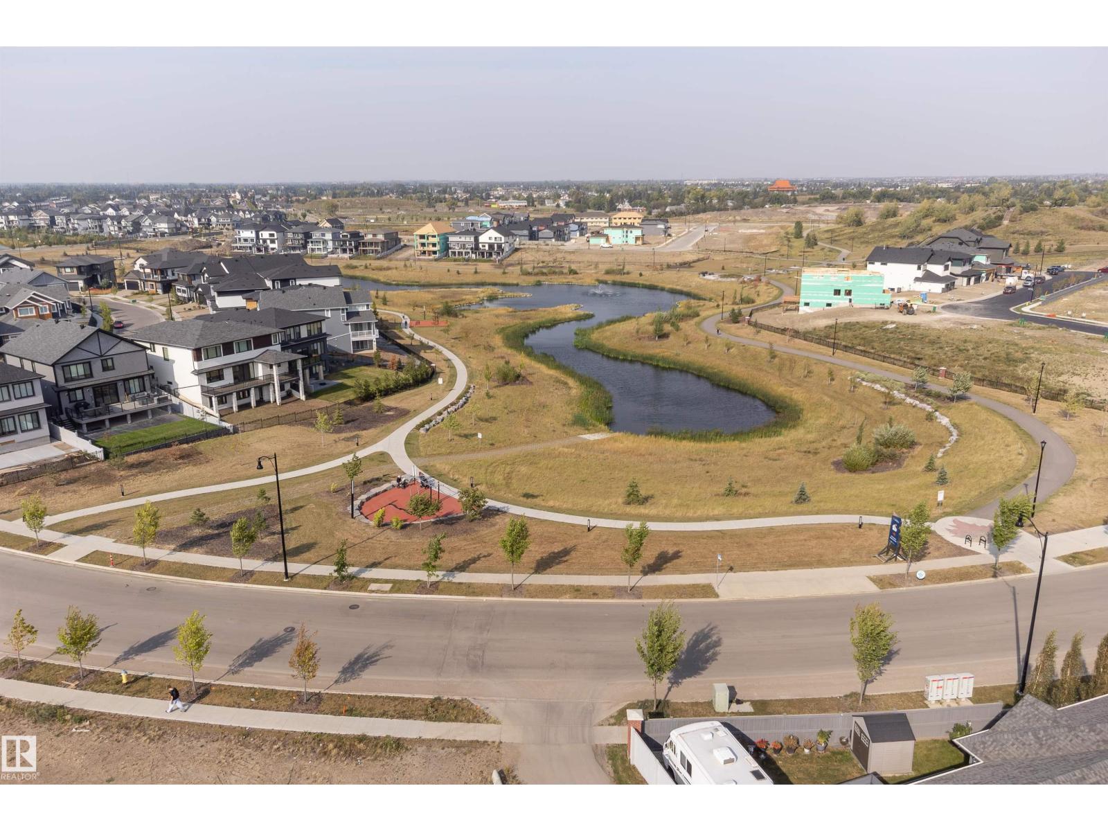 Photo 5 of 6214 Hampton Gray Av Nw, Edmonton AB