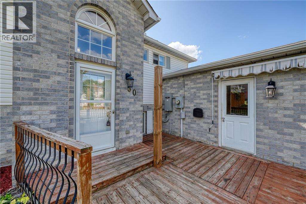 Photo 5 of 50 Pebble Beach Court, Woodstock ON
