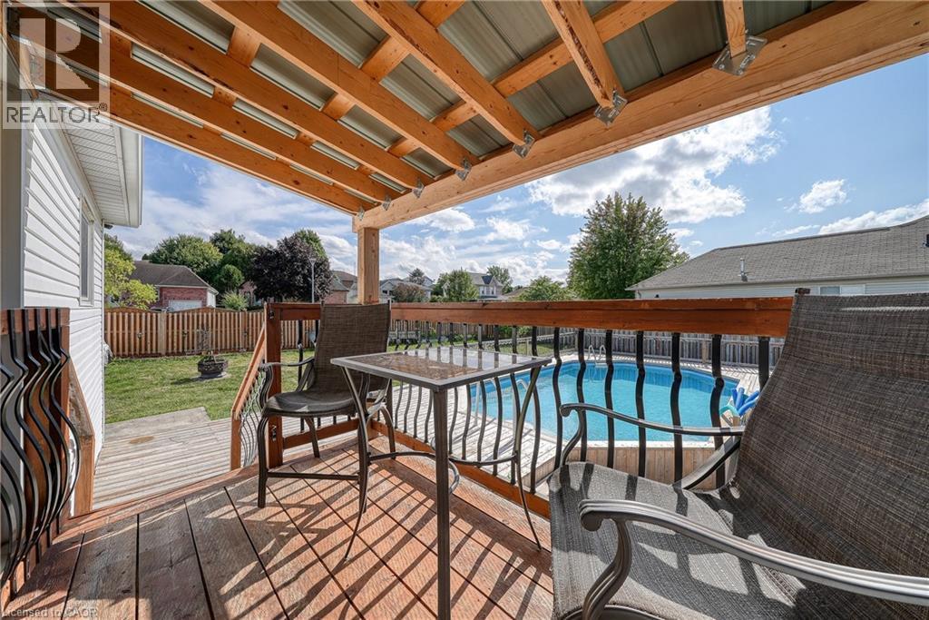 Photo 30 of 50 Pebble Beach Court, Woodstock ON
