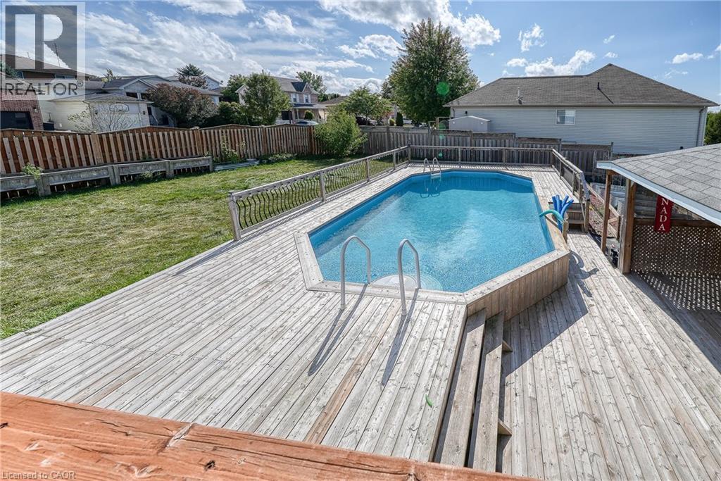 Photo 31 of 50 Pebble Beach Court, Woodstock ON